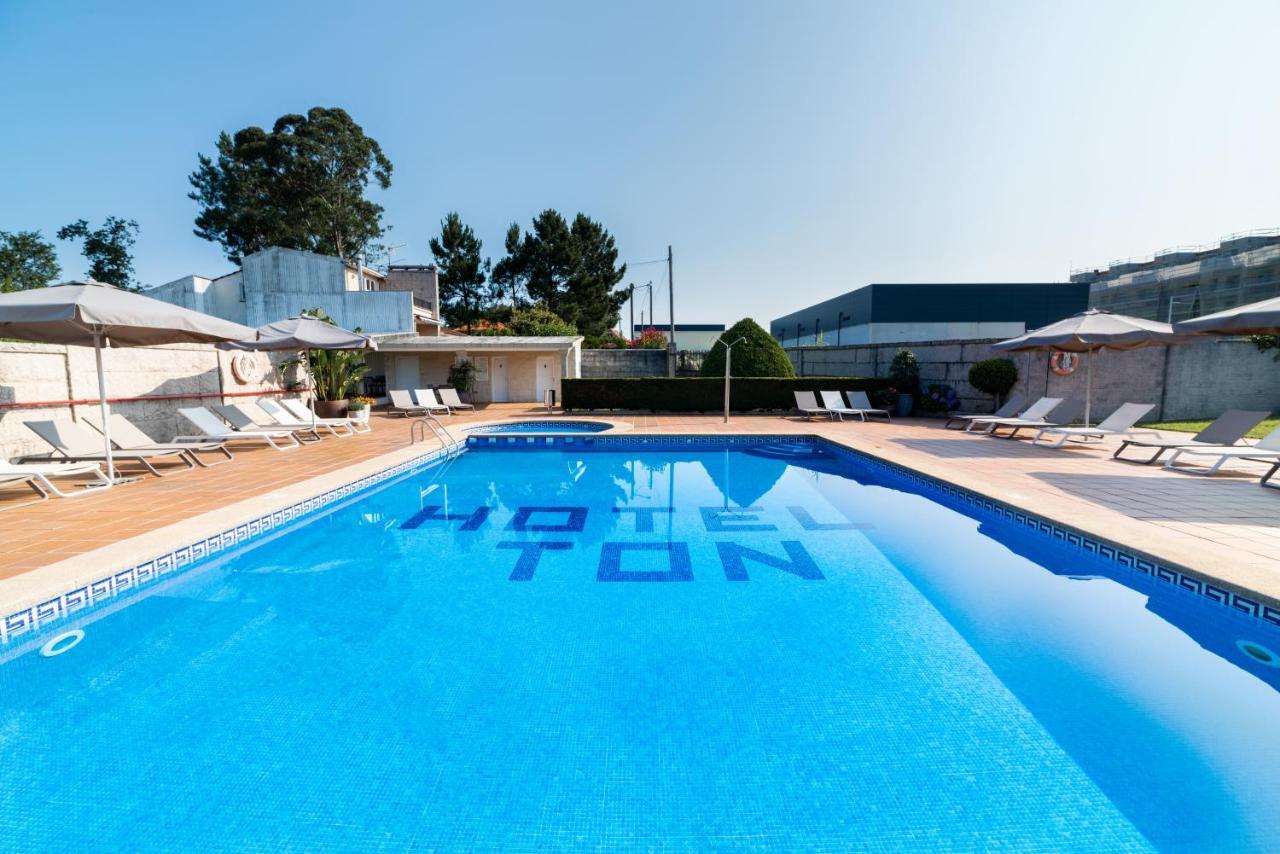 Hotel Ton Sanxenxo Eksteriør billede