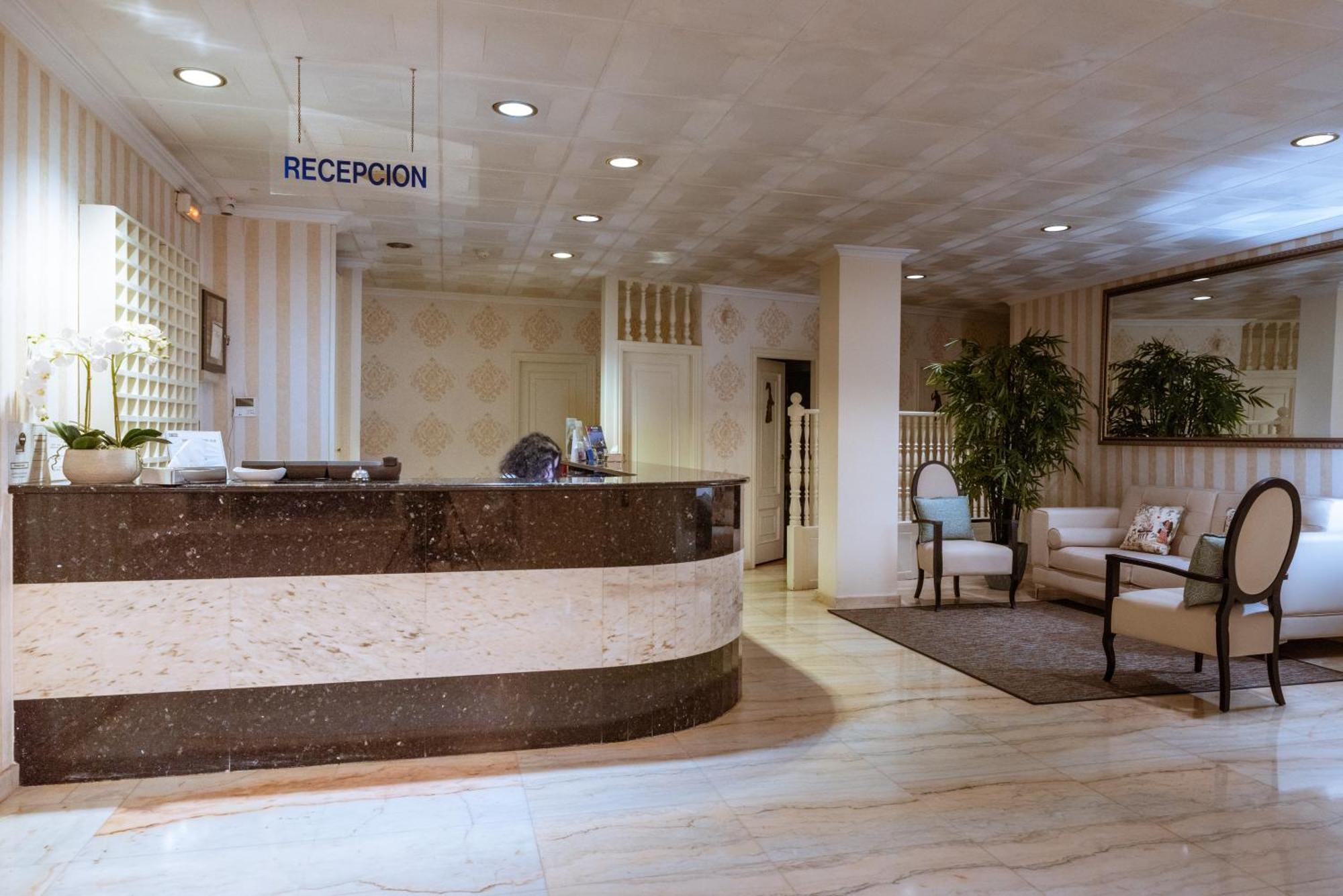 Hotel Ton Sanxenxo Eksteriør billede