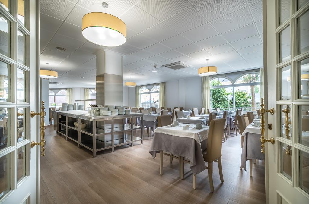Hotel Ton Sanxenxo Eksteriør billede